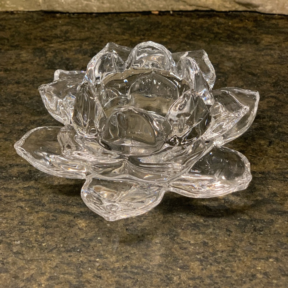 GLASS | Lotus Flower Candle Holder